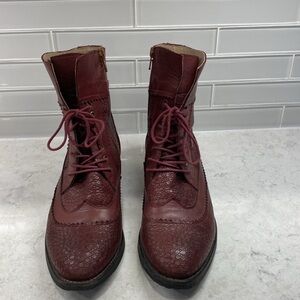 *Casta - Women’s mauve/pink Leather Boots
